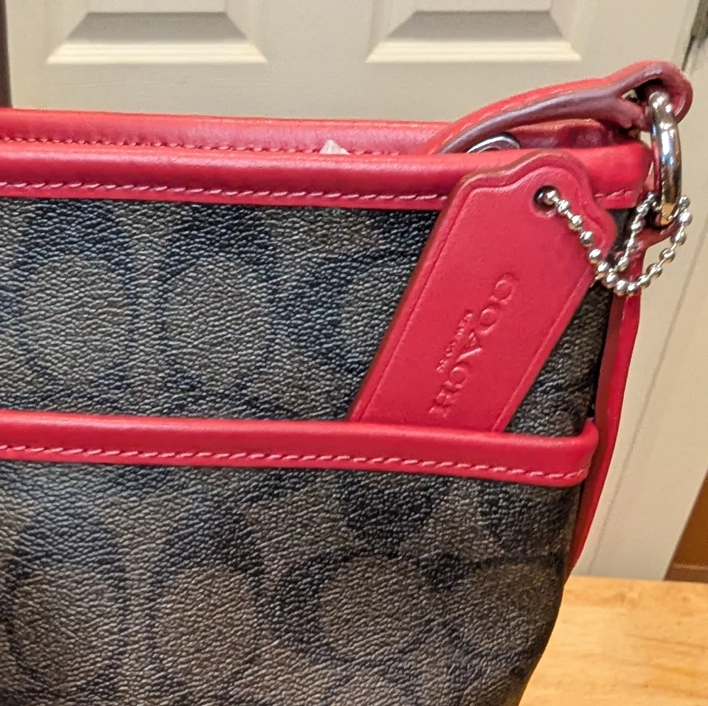 Coach File Crossbody in Signature Canvas NWT